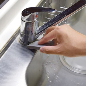 Borrador multiusos japonés para quitar manchas, disponible en dos tipos de grano, herramienta de limpieza profesional, borrador de óxido Sabitoru - Product Image 5