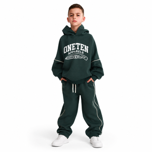 Ensemble de survêtement unisexe en molleton vert foncé pour l'hiver, avec capuche, style streetwear, manches longues, imprimé, coupe décontractée, en Spandex/Nylon - Product Image 1