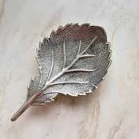 Plateau de service en métal en forme de feuille d'érable dorée, plat de luxe pour collations et bonbons, centre de table, bol de rangement polyvalent