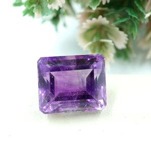 พลอยอเมทิสต์ธรรมชาติทรงแปดเหลี่ยม 16.70 กะรัต แบบเม็ดเดี่ยว - Product Image 5
