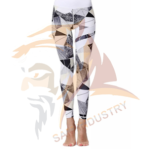 Ensemble de yoga pour femmes, nouveau design, vente en gros, logo personnalisé, en polyester, en vente - Product Image 6