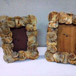 Cadres photo en bois personnalisés, simples, en alliage de bois, décoratifs, pour mur, avec carton, directement de l'usine en Inde - Product Image 1