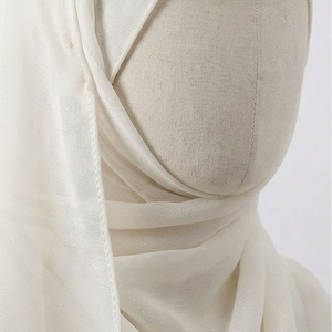 Voiles et châles en coton doux ethnique de haute qualité, imprimé feuilles, 85x180 cm, couleur personnalisée, hijab en voile avec pompons en dentelle - Product Image 4