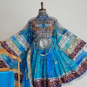 Impresionante Vestido Afgano Kuchi Nómada Azul Celeste con Extensos Detalles de Espejos Plateados y Perlas Intrincadas, Talla Grande - Product Image 1