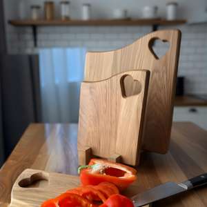 Tabla de cortar de madera maciza con acabado oscuro y asa |   Tabla de Cortar de Madera Resistente para Uso en Cocina, Hotel y Restaurante, para Exportación - Product Image 3