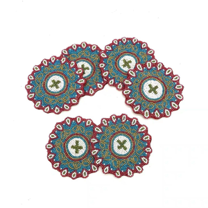 Posavasos con Cuentas de Gran Valor, Diseño Floral Multicolor, Bordado a Mano - Product Image 2