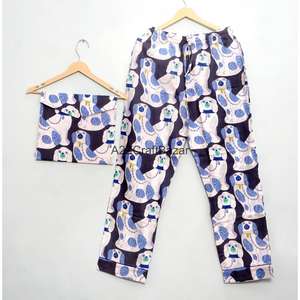 ชุดนอนผู้หญิงผ้าฝ้ายแท้ 100% ลายดอกไม้หรูหรา สวมใส่สบาย ระบายอากาศได้ดี เหมาะสำหรับฤดูใบไม้ผลิและฤดูร้อน ขายส่ง พร้อมกางเกงขาสั้นแบบถัก - Product Image 5