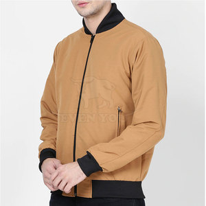 Blouson bomber pour homme au design unique, lavable et respirant, en vente - Product Image 2