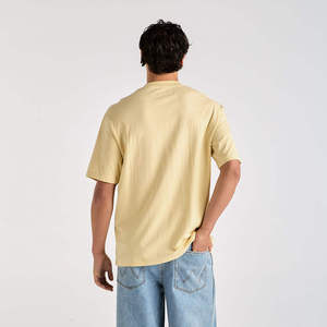 T-shirt moderne uni pour homme en coton, col rond, manches courtes, chemise décontractée tendance, logo personnalisé, marque privée, vente en gros - Product Image 4