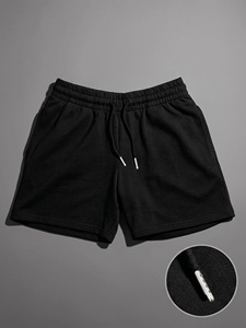 Pantalones Cortos Cargo Negros para Hombre, Cintura Elástica, Cintura Media, Pantalones Cortos Casuales con Bolsillos Grandes para Actividades al Aire Libre - Product Image 1