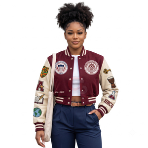 Veste de baseball pour femme en cuir personnalisée avec manches en cuir, broderie de lettres, style Letterman, coupe courte, streetwear, veste HBCU. - Product Image 1
