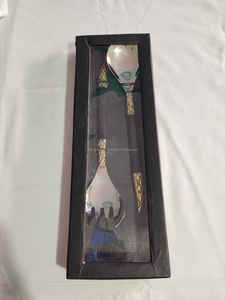 ชุดช้อนส้อมโลหะสไตล์อเมริกันสุดหรู งานฝีมือประณีต ผลิตจากสแตนเลส ทนทาน พกพาสะดวก เหมาะสำหรับงานเลี้ยง ดีไซน์ขัดเงาแบบกระจก - Product Image 3