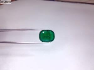 Esmeralda Zambiana 100% Natural de Corte Cojín de Lujo Verde Intenso, 11.33 Ct, Gema Suelta de Alta Calidad, Excelente Claridad para Joyería - Product Image 3