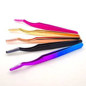 Pinzas Curvas para Cejas de Acero Inoxidable, Chapadas en Oro, Modernas, de Lujo y Duraderas, para Dar Forma a las Cejas y Eliminar el Vello Facial - Product Image 2