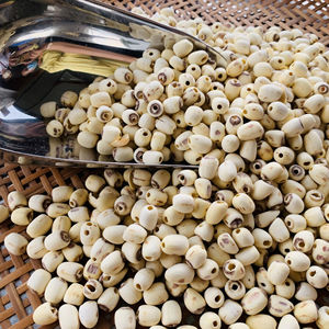 El mejor estándar para el té, beber después de mezclarlo con agua. Semillas de loto secas enteras con un alto contenido nutricional, semillas de loto crudas a granel. - Product Image 1