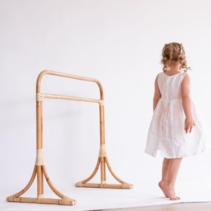 Barra de ballet de ratán sostenible, barra de baile independiente, juguetes para el desarrollo cerebral para niños - Product Image 4