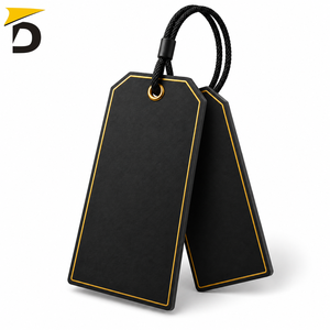 Etiquetas colgantes de moda personalizadas que ofrecen un diseño elegante, material premium y una impresión de calidad para boutiques de ropa y empaques de prendas. - Product Image 4