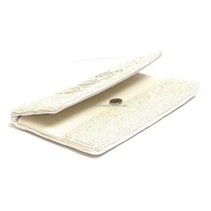 Bolso de mano de noche con cadena plateada y perlas blancas, hecho a mano, duradero, portátil, accesorio de moda para bodas, cartera nupcial. - Product Image 4