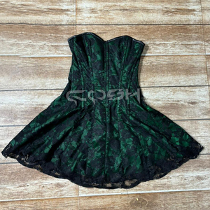Mini-robe corset gothique vert émeraude pour femme, robe de soirée sans bretelles avec superposition de dentelle florale noire et décolleté en cœur - Product Image 2