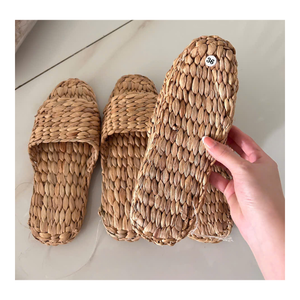 Vietnam Handmade Water Hyacinth <b>Slippers</b> Sustainable Eco Friendly Natural Indoor Footwear For Hospitality And Home Use - Product Image 4