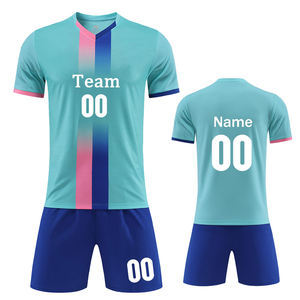 Tenue de football personnalisée tendance : Maillot et short de football à la dernière mode avec design par sublimation et logo imprimé pour équipe - Product Image 3