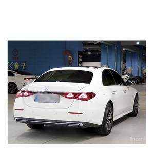 Mercedes-Benz Clase E E200 Avantgarde 2024, 13,389 km, Caja de Cambios Automática, Volante a la Izquierda, Cámara Trasera - Product Image 4