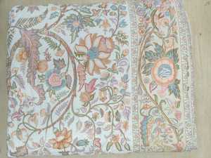 Couvre-lit matelassé en coton imprimé à la main, motif floral vintage, couverture douce matelassée, décoration d'intérieur faite à la main, fournisseur exportateur - Product Image 2