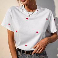 Crop top blanc brodé en forme de cœur pour femme, manches courtes, tricoté, col rond, coupe classique, style coréen, décontracté, printemps-été, t-shirt personnalisé