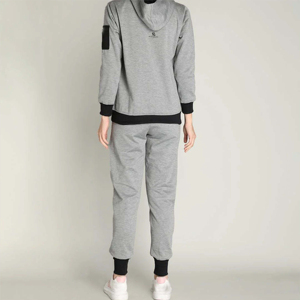 Ensemble de sport d'hiver élégant pour femme : Haut de survêtement à manches longues et pantalon de jogging doux pour la course, le fitness et le quotidien – Collection Street 2026 - Product Image 4