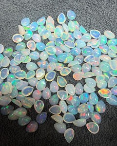 Ópalo de Etiopía Welo de Calidad AAA+++ en Forma de Pera – Ópalo de Fuego Natural en Bruto para Anillos, Colgantes y Joyería Personalizada - Product Image 1