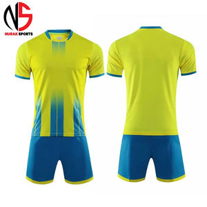 Ensemble Maillot et Short de Football Respirant en Polyester Uni pour Hommes, Séchage Rapide, Tenues de Football OEM 2026 - Product Image 5