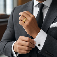 Maßgefertigter 8mm Gold Gebürsteter Wolframcarbid-Ring für Herren Ehering mit Kerbe und Rille Großhandel
