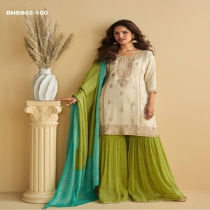 ชุดเสื้อผ้าชาติพันธุ์คุณภาพพรีเมียมแบบใหม่ล่าสุด ผ้าไหมชิโนน พร้อมงานปักดิ้นทอง ดิ้นเงิน และดิ้นลูกปัด  ประกอบด้วยเสื้อพลาซโซและผ้าคลุมไหล่ - Product Image 1