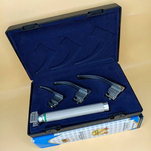 ชุดเครื่องมือตรวจกล่องเสียง LAPA-733073-2-1 ยี่ห้อ Macintosh แบบใยแก้วนำแสง 3 ใบมีด ขนาด 0-1-2 สำหรับเด็ก พร้อมด้ามจับ คุณภาพพรีเมียม ใบมีดผ่านการฆ่าเชื้อแบบออโตเคลฟ - Product Image 4