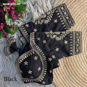 Collection de blouses en soie Vichitra avec broderies Zari-sequins et manches courtes, style Madhubala, pour occasions spéciales, fournisseur de Surat. - Product Image 6