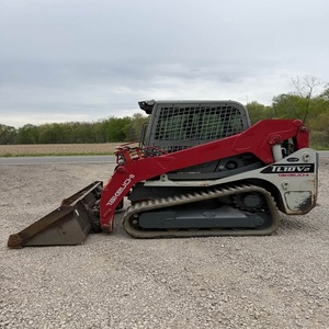 รถตักล้อยาง Takeuchi TL10V2 ให้ประสิทธิภาพการทำงานที่แข็งแกร่ง มีความเสถียรยอดเยี่ยม และความสามารถในการทำงานที่หลากหลาย - Product Image 1