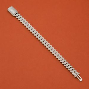 Bracelet cubain en argent moissanite serti de diamants avec maillons pavés et fermoir boîte de luxe pour homme - Product Image 2