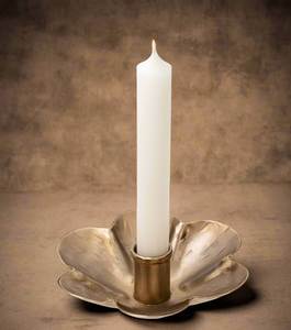 <b>Brass</b> <b>Candlestick</b> <b>Holder</b> Classic Design Heat Resistant Home Decoration Metal Candle <b>Holder</b> with White Candle on Table - Product Image 4