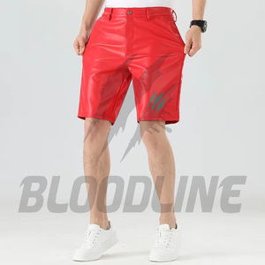กางเกงขาสั้นผู้ชายสีดำเคลือบ PU เอวยางยืด สไตล์ลำลอง มีกระเป๋าเพื่อความสะดวก กางเกงขาสั้นเบอร์มิวดาเคลือบ PU - Product Image 3