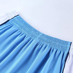 Uniforme de Baloncesto OEM, Conjunto Deportivo con Tela Transpirable que Absorbe la Humedad, Alta Calidad para Mayor Comodidad en los Juegos - Product Image 6