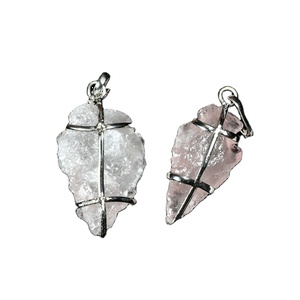 Pendentifs d'enveloppe en métal de quartz rose les mieux notés - Product Image 1