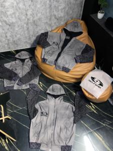 Sudaderas con Capucha para Hombre de Invierno de Primera Calidad a Bajo Precio, con Mangas Estampadas, Transpirables, con Cierre de Cremallera - Product Image 3