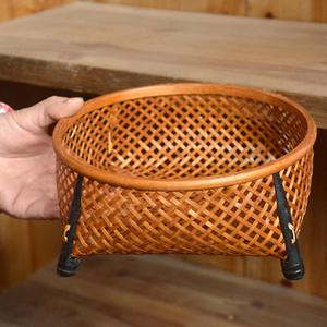 Panier à fruits en bambou tissé à la main, bol de cuisine rustique avec pieds en bois, bol de rangement naturel, fournisseur éco-responsable - Product Image 3
