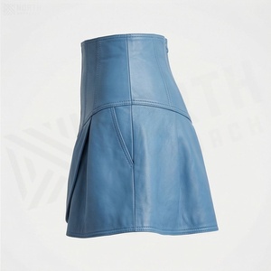 Minifalda de Cintura Alta en Cuero Sintético para Mujer, Estilo Asimétrico en Línea A, Plisada, de Color Sólido y Brillante, para Todas las Temporadas - Product Image 3