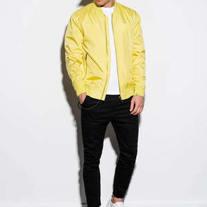 แจ็คเก็ตบอมเบอร์ผู้ชายสำหรับฤดูหนาวขายส่งสไตล์ที่ดีที่สุด พร้อมบริการ OEM ปรับแต่งสี ขนาด และโลโก้ด้านหน้า ระบายอากาศได้ดี สวมใส่สบาย - Product Image 3