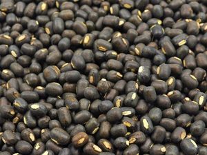 Urad Dal Sabut Premium, haricot noir entier, légumineuses naturelles pour la cuisine, la transformation alimentaire et la vente en gros - Product Image 4