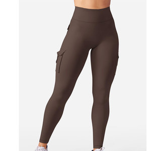 Leggings de yoga para mujer, servicio OEM, perfectos para hacer ejercicio en casa, modernos, antibacterianos, tela no transparente, pantalones de yoga ajustados. - Product Image 1