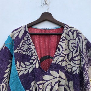 Caftán vintage de algodón Kantha para mujer, hecho a mano, estilo bohemio, para estar en casa o la playa. - Product Image 3