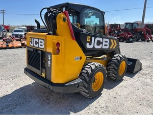 รถตักล้อยาง JCB มือสอง รุ่นใช้งานหนัก กำลังดีดขับด้วยเครื่องยนต์ดีเซล พร้อมบุ้งกี๋ขนาด 5.1 ลูกบาศก์เมตร ออกแบบมาเพื่อให้ได้ผลผลิตสูงสุดและประหยัดน้ำมัน - Product Image 5