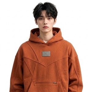Ensemble sweat à capuche et short en coton premium personnalisé pour homme – Survêtement décontracté coupe ample avec poches latérales et cordon de serrage à la taille – Collection Printemps Streetwear - Product Image 5